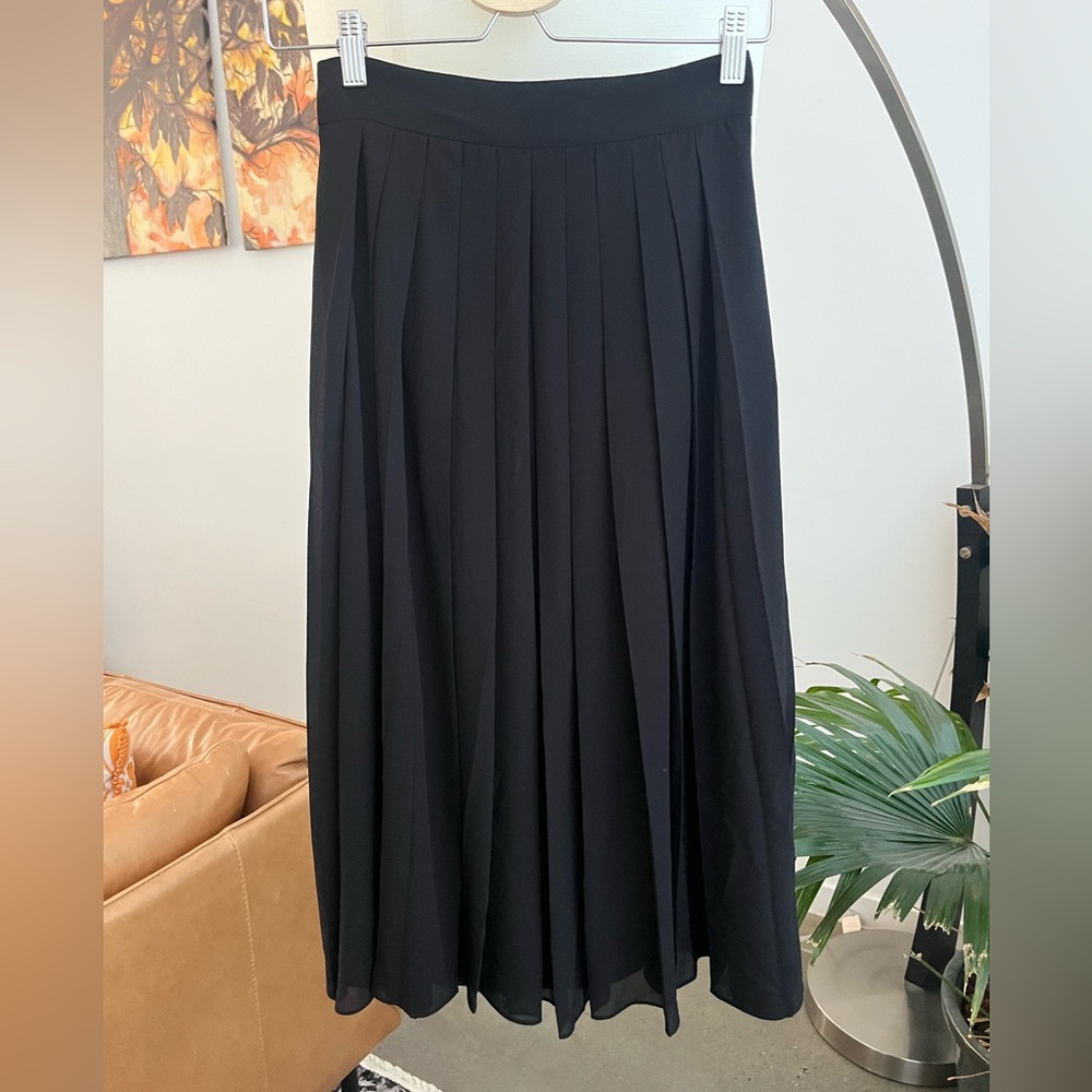 ASM Anna Black Pleated Midi Skirt